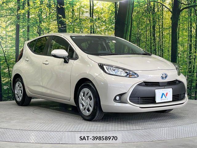 Toyota AQUA 2022-08 8312975-15