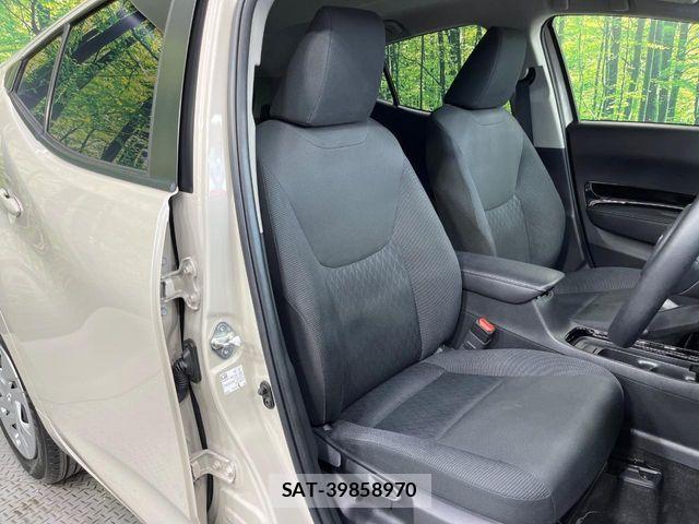 Toyota AQUA 2022-08 8312975-7