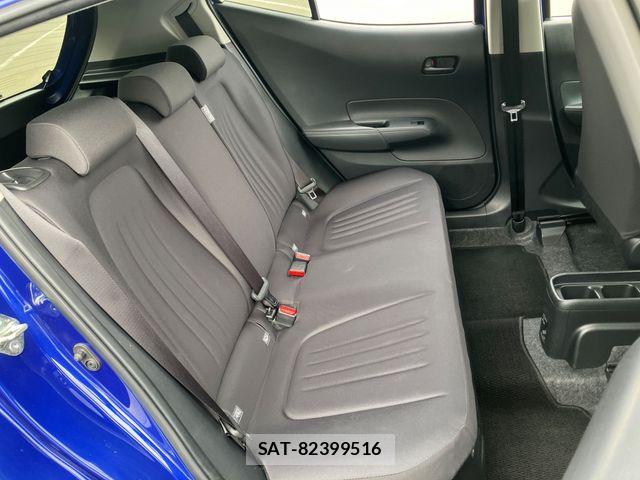 Toyota AQUA 2023-08 8312973-14