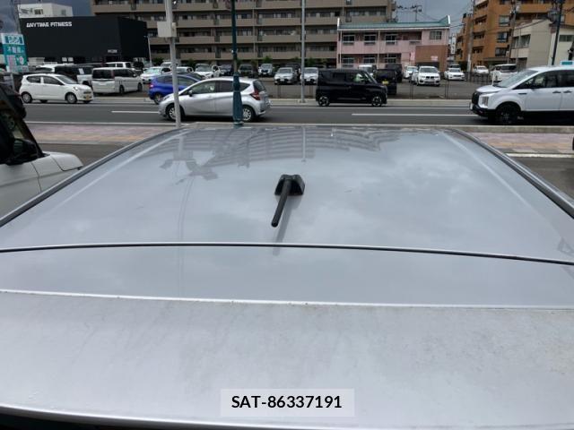 Toyota AQUA 2012-03 8313040-9