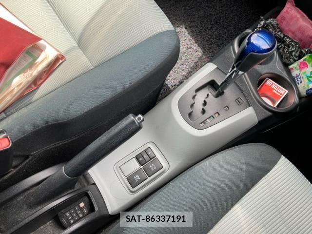 Toyota AQUA 2012-03 8313040-20