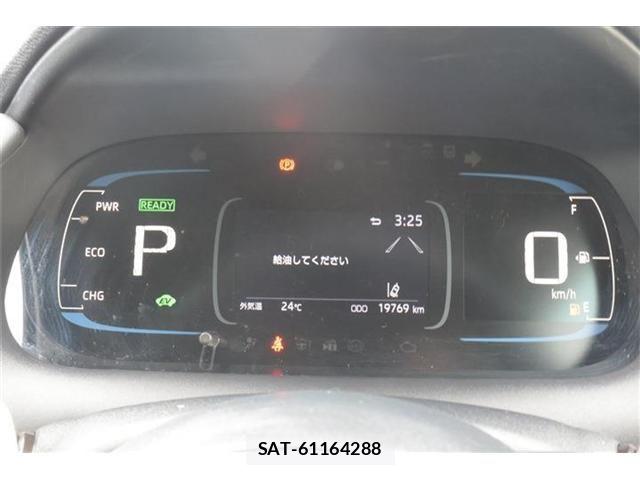 Toyota AQUA 2025-02 8312939-22