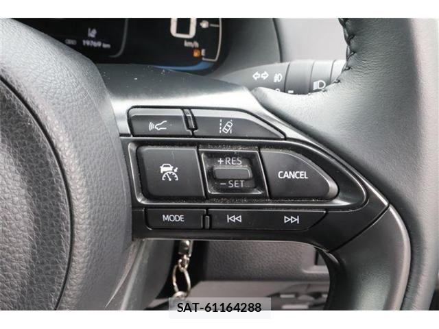 Toyota AQUA 2025-02 8312939-5