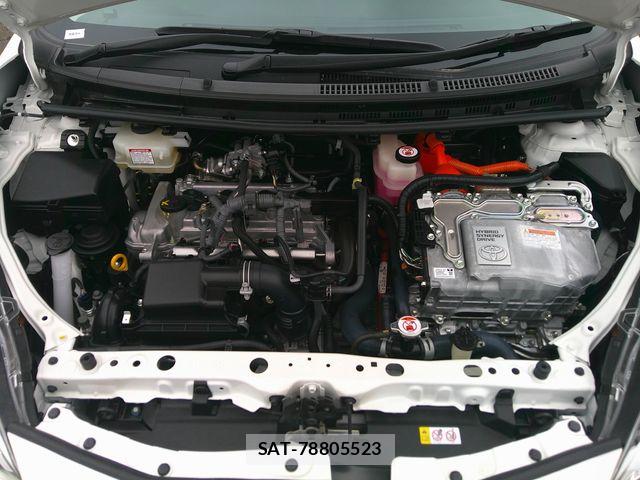 Toyota AQUA 2019-04 8312992-27