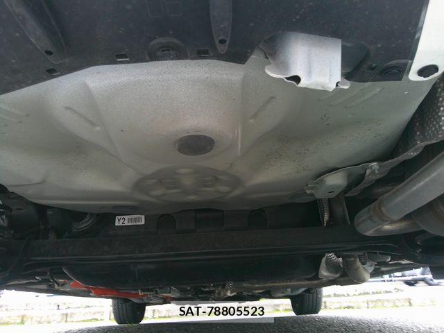 Toyota AQUA 2019-04 8312992-28
