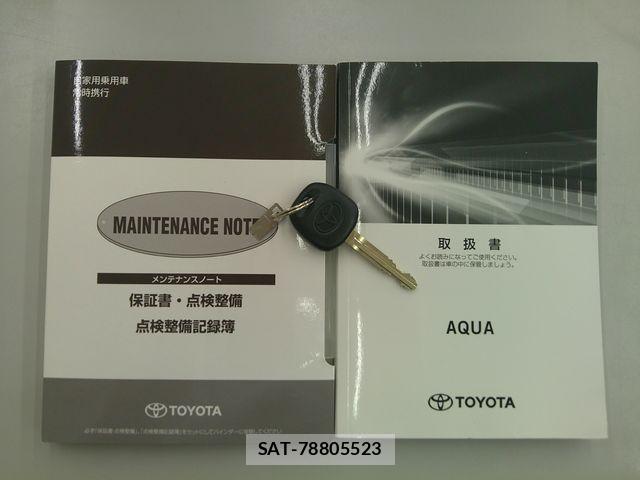 Toyota AQUA 2019-04 8312992-29