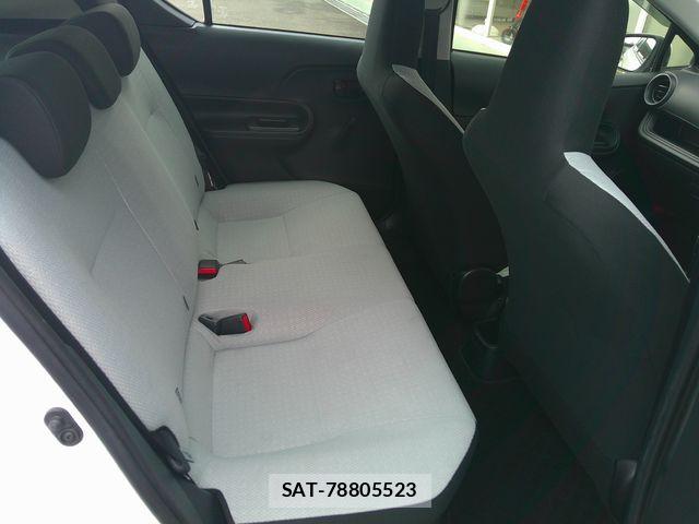 Toyota AQUA 2019-04 8312992-8