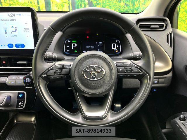 Toyota AQUA 2022-03 8312946-10
