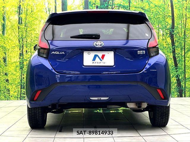 Toyota AQUA 2022-03 8312946-14