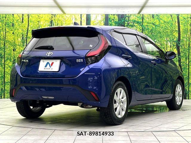 Toyota AQUA 2022-03 8312946-16
