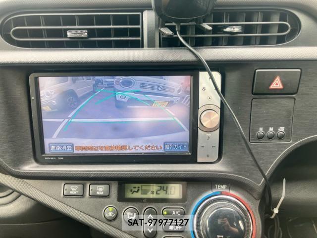 Toyota AQUA 2012-03 8313027-19