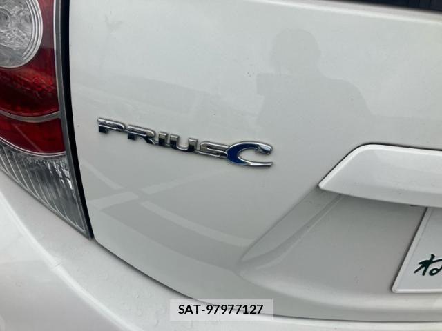 Toyota AQUA 2012-03 8313027-22