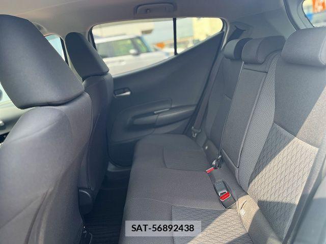 Toyota AQUA 2022-03 8312947-12