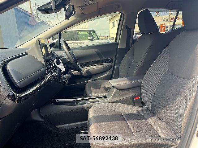Toyota AQUA 2022-03 8312947-18