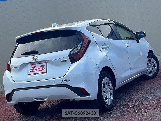 Toyota AQUA 2022-03 8312947-2