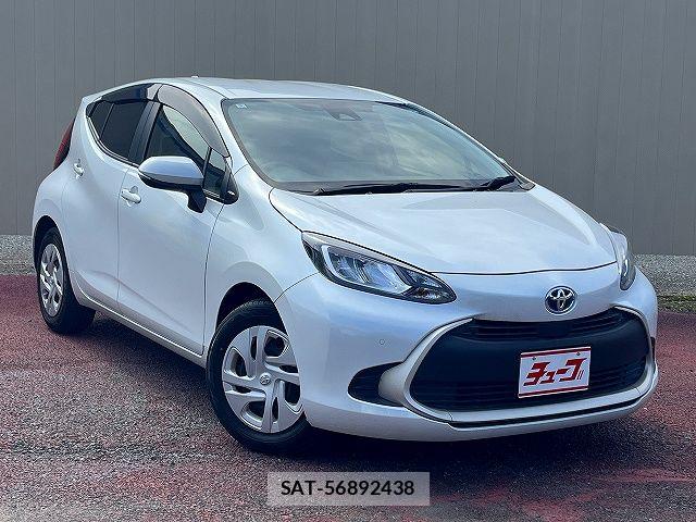 Toyota AQUA 2022-03 8312947-6