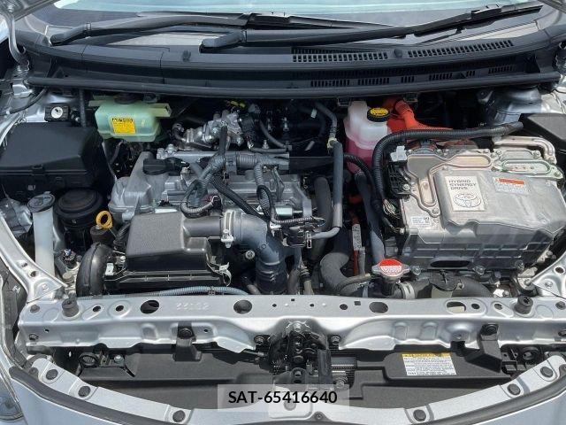 Toyota AQUA 2016-03 8312999-20