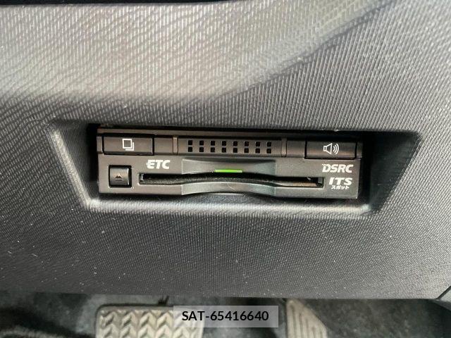 Toyota AQUA 2016-03 8312999-4