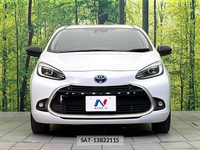 Toyota AQUA 2024-04 8312944-13