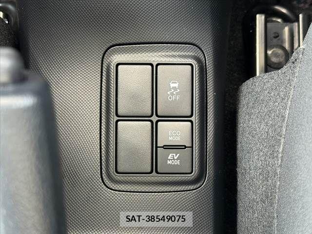 Toyota AQUA 2021-07 8312993-6