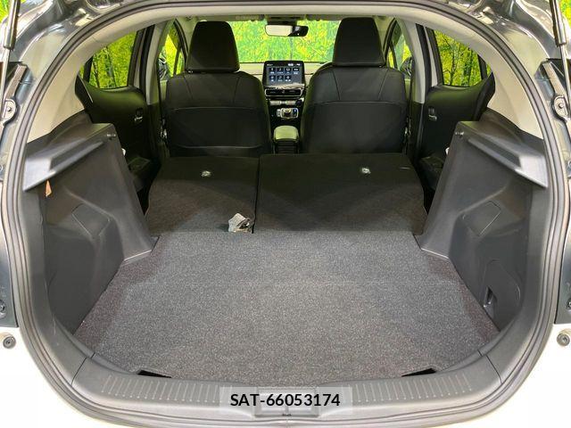 Toyota AQUA 2025-02 8312941-11