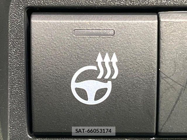 Toyota AQUA 2025-02 8312941-5