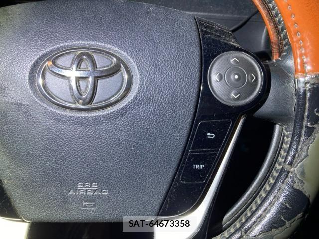 Toyota AQUA 2017-08 8313021-17