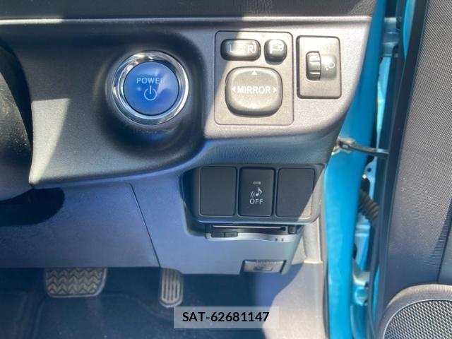 Toyota AQUA 2013-07 8313037-12