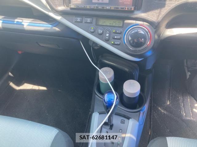 Toyota AQUA 2013-07 8313037-14