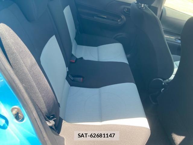 Toyota AQUA 2013-07 8313037-21