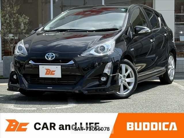 Toyota AQUA 2015-09 8313004-0
