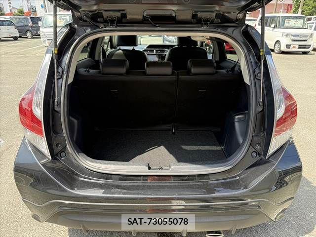 Toyota AQUA 2015-09 8313004-19