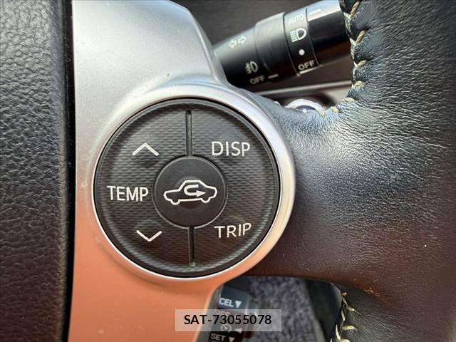 Toyota AQUA 2015-09 8313004-27