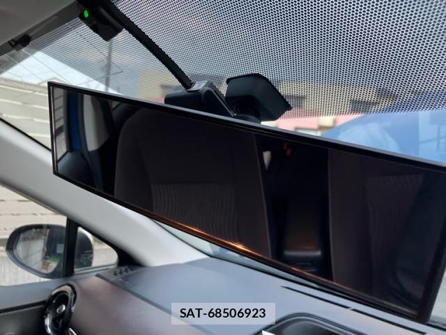 Toyota AQUA 2015-08 8313033-23