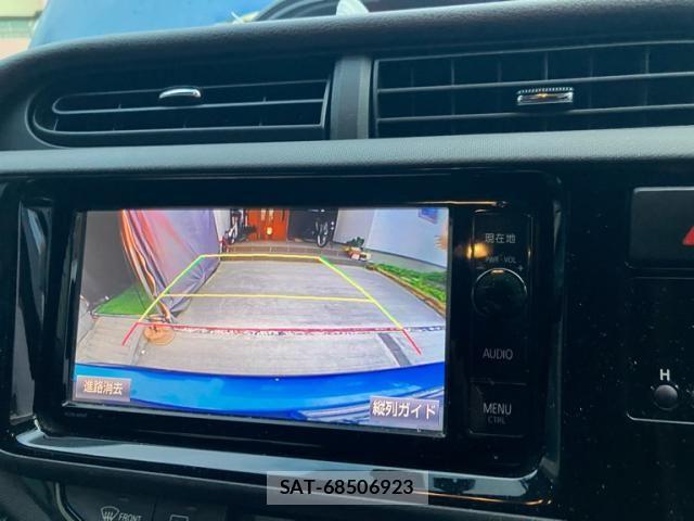Toyota AQUA 2015-08 8313033-25