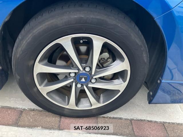 Toyota AQUA 2015-08 8313033-2