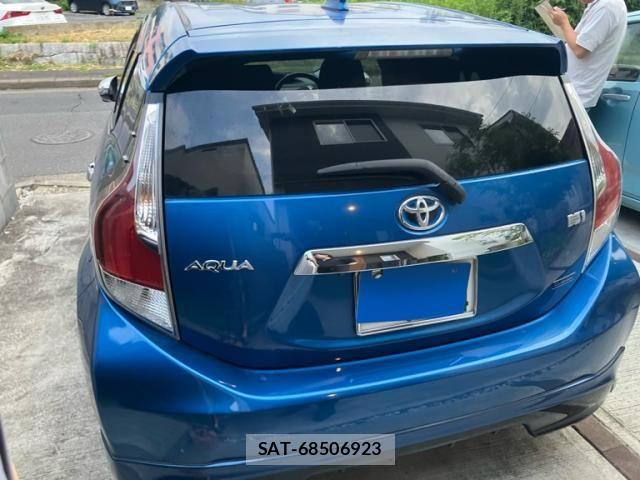 Toyota AQUA 2015-08 8313033-6