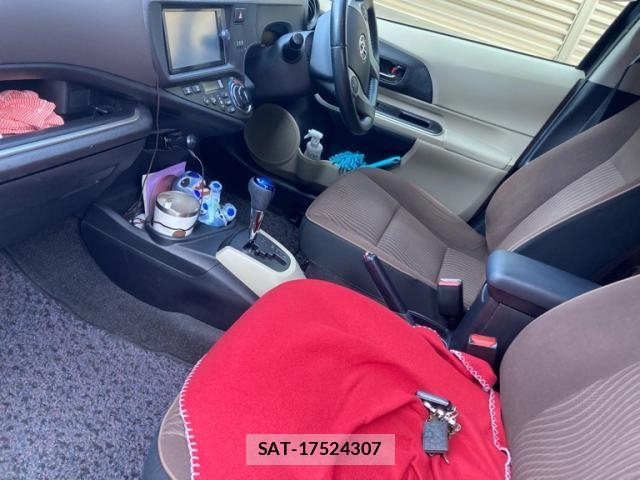 Toyota AQUA 2014-07 8313034-9