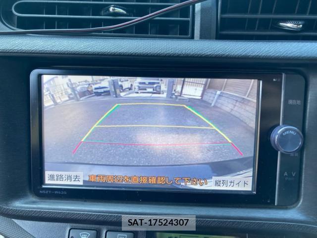 Toyota AQUA 2014-07 8313034-18