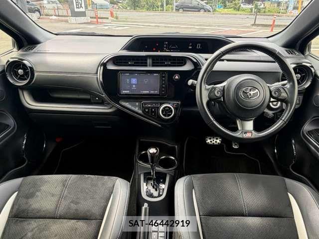 Toyota AQUA 2020-05 8312958-12