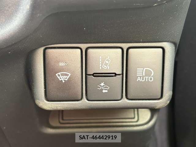 Toyota AQUA 2020-05 8312958-2