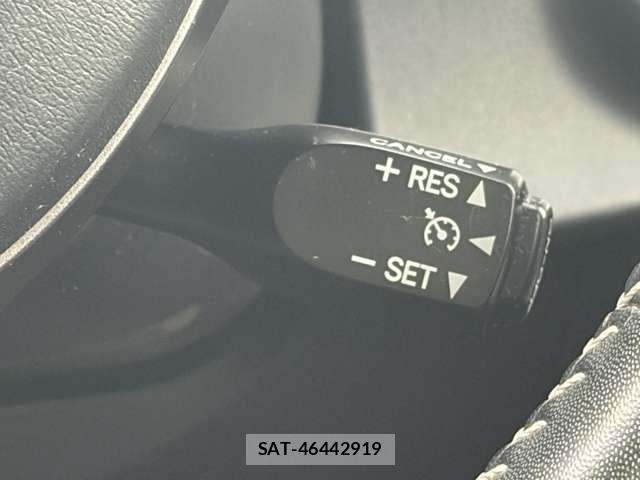 Toyota AQUA 2020-05 8312958-4