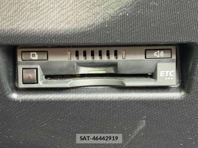 Toyota AQUA 2020-05 8312958-6