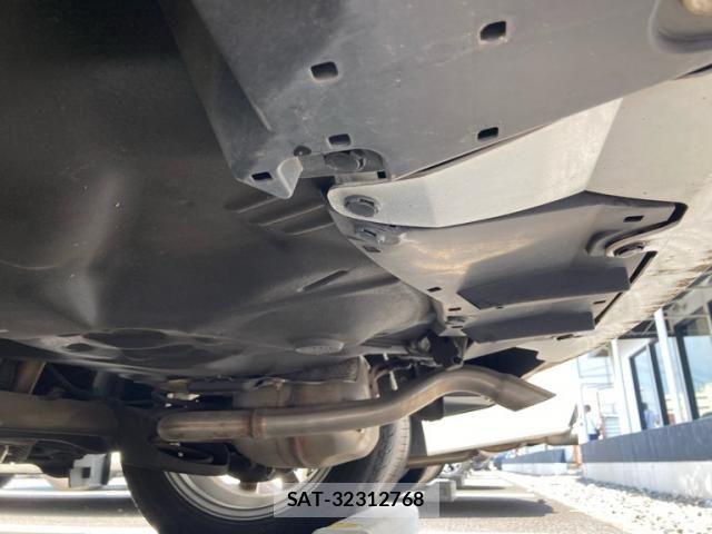 Toyota AQUA 2017-11 8312995-8