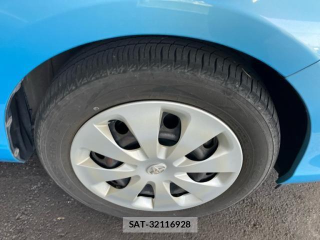 Toyota AQUA 2014-03 8313026-9