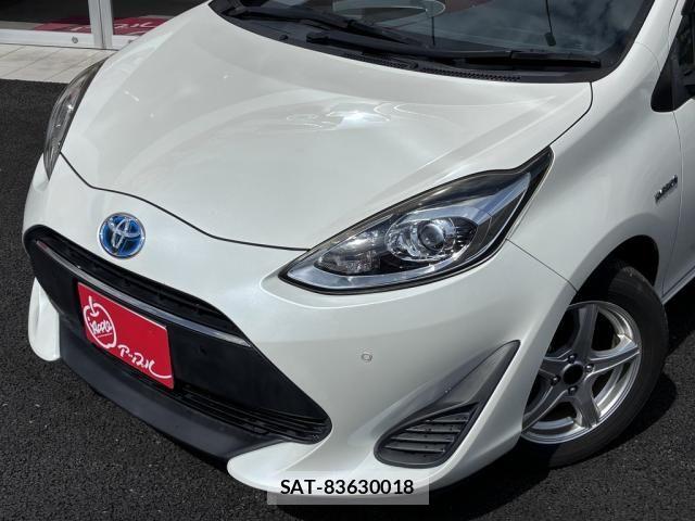 Toyota AQUA 2018-08 8312991-3