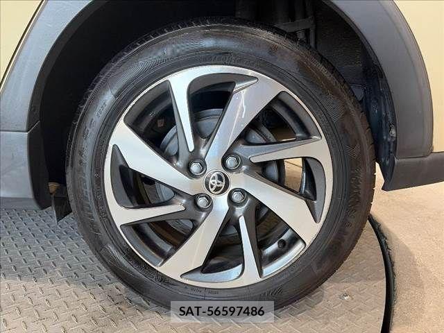 Toyota AQUA 2017-08 8312988-24