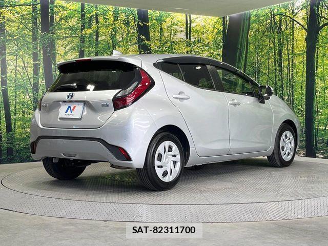 Toyota AQUA 2021-07 8312979-16