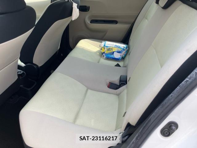 Toyota AQUA 2012-07 8313038-16