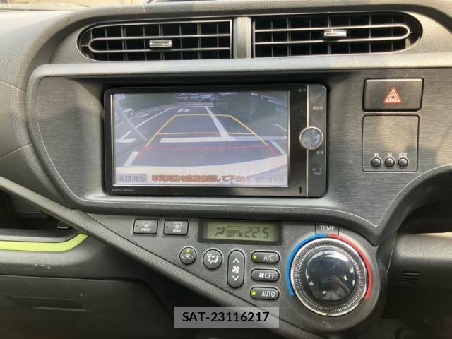 Toyota AQUA 2012-07 8313038-22